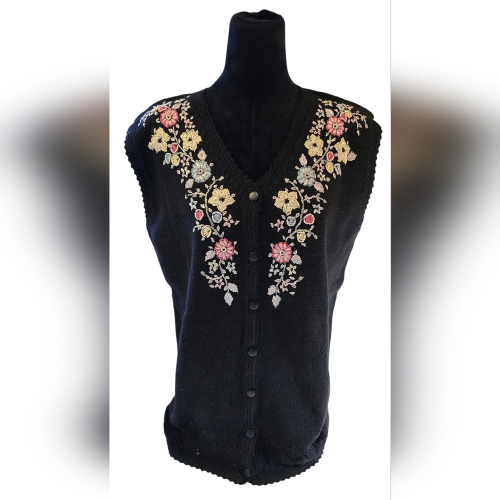 Embroidered Sweater Vest Large X Large